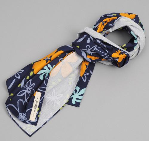 The Hill-side N70-162 - Big Crazy Floral Print Large Scarf, Navy