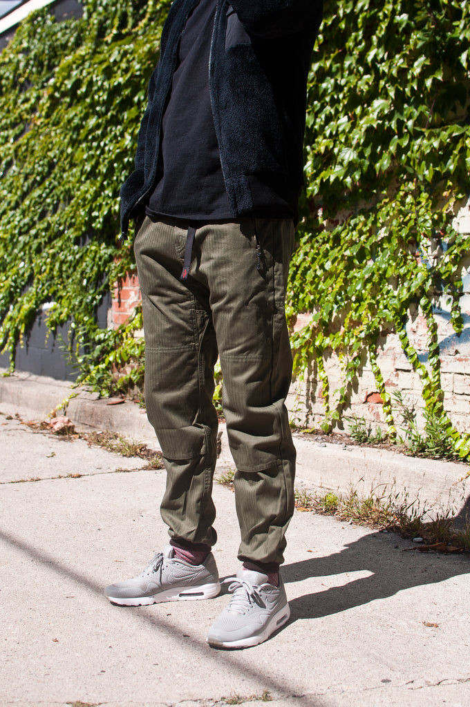 Battenwear Bouldering Pant Army Green at shoplostfound, Matt