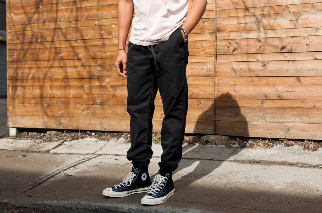 Save Khaki United Light Twill Easy Pant Black at shoplostfound, Fred