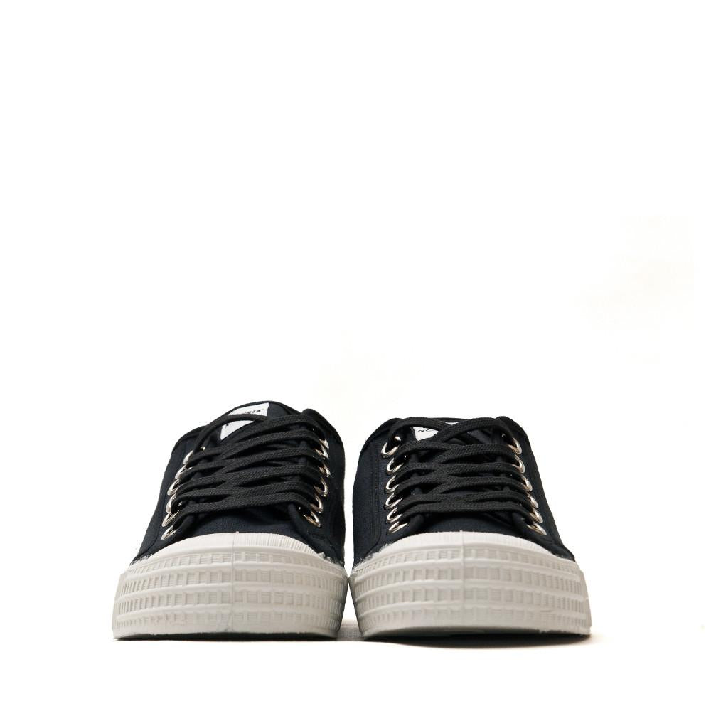 Novesta Star Master Black / White