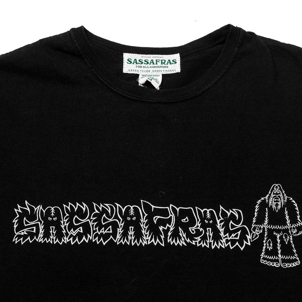 Sassafras BF SF T 1/2 T-Shirt Black at shoplostfound, neck